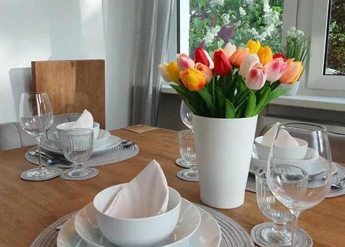 Janpartment - Geraeumig - W-lan - - Garten - Entspannung - Zentral - 10 Min Wv-werk - Carport - 24h Checkin Apartamento *